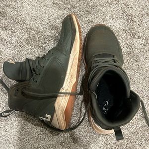 APL Women’s Techloom Defender Hiking Boot